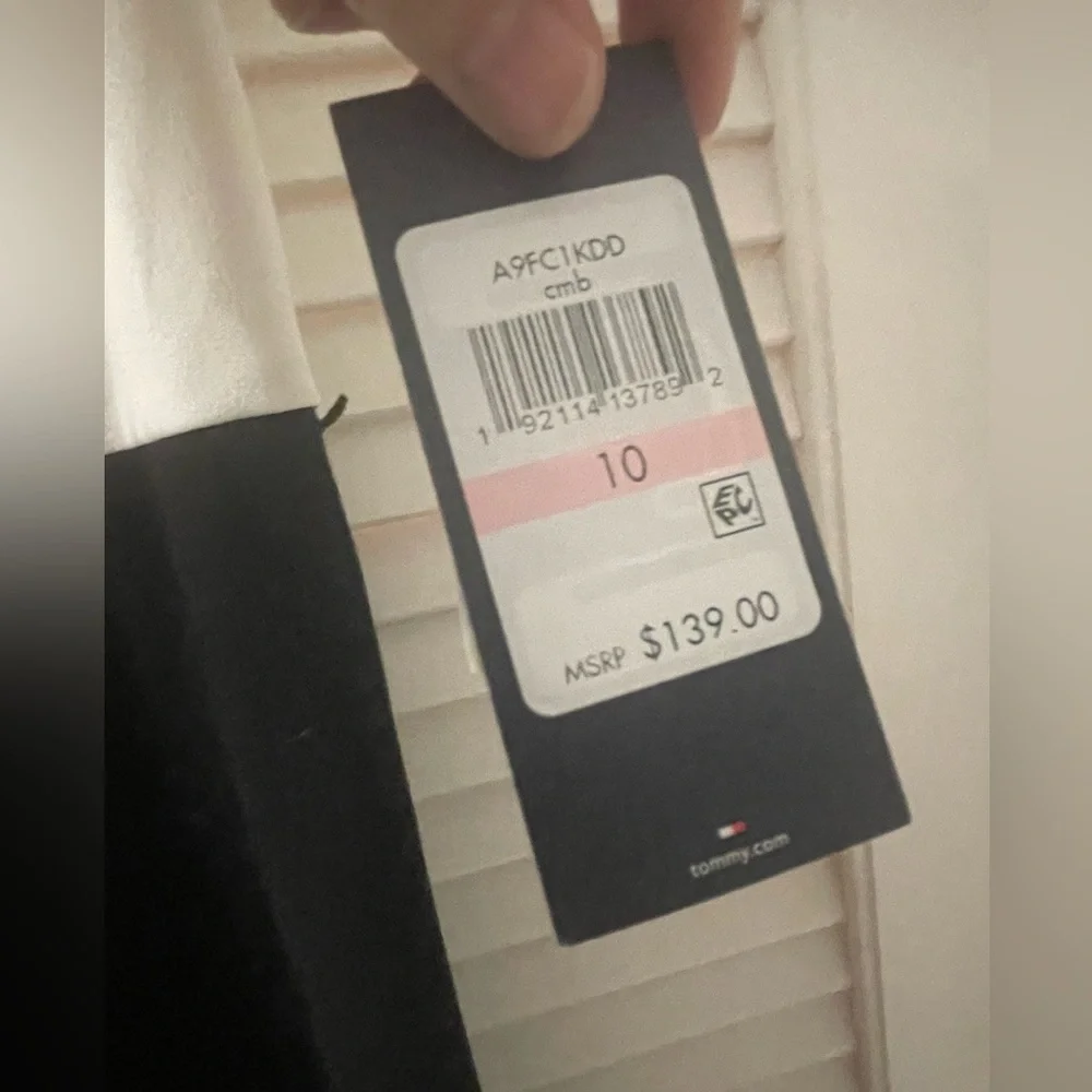 Tommy Hilfiger size 10 black and white jumpsuit. - Picture 2 of 3